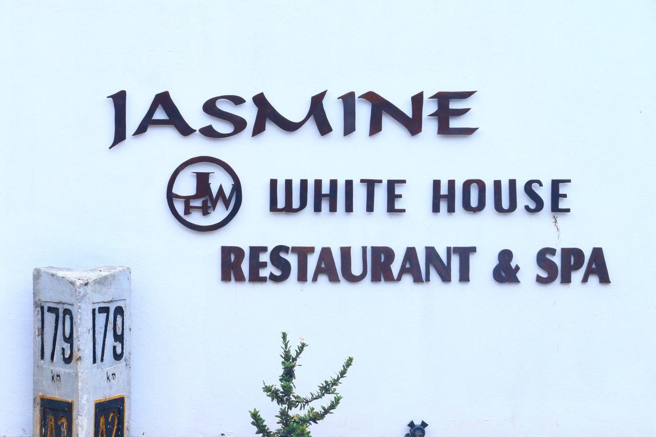 ديكويلاّ تين Jasmine White House Restaurant & Spa المظهر الخارجي الصورة